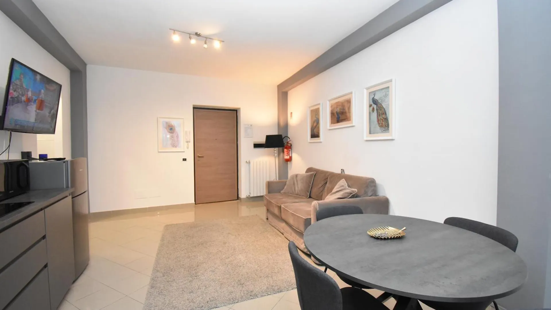 Diasof Apartments Rome