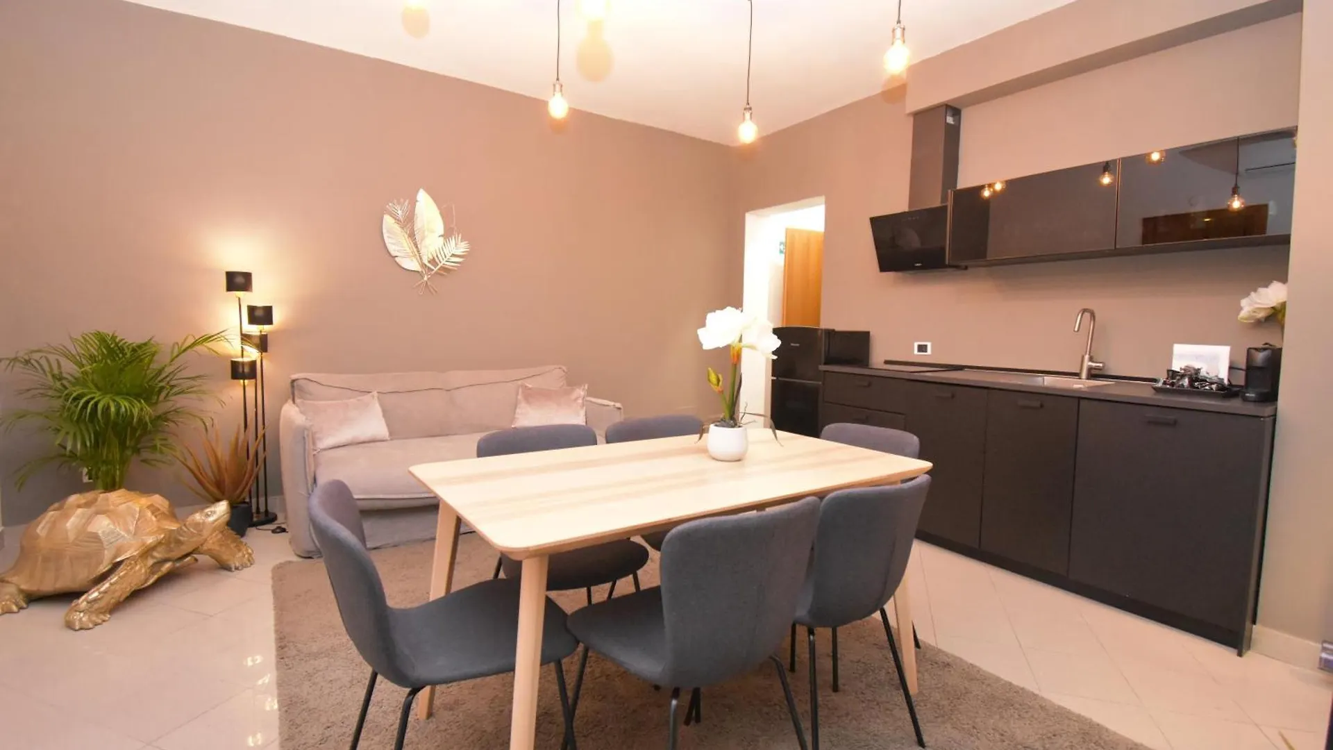 Diasof Apartments Rom