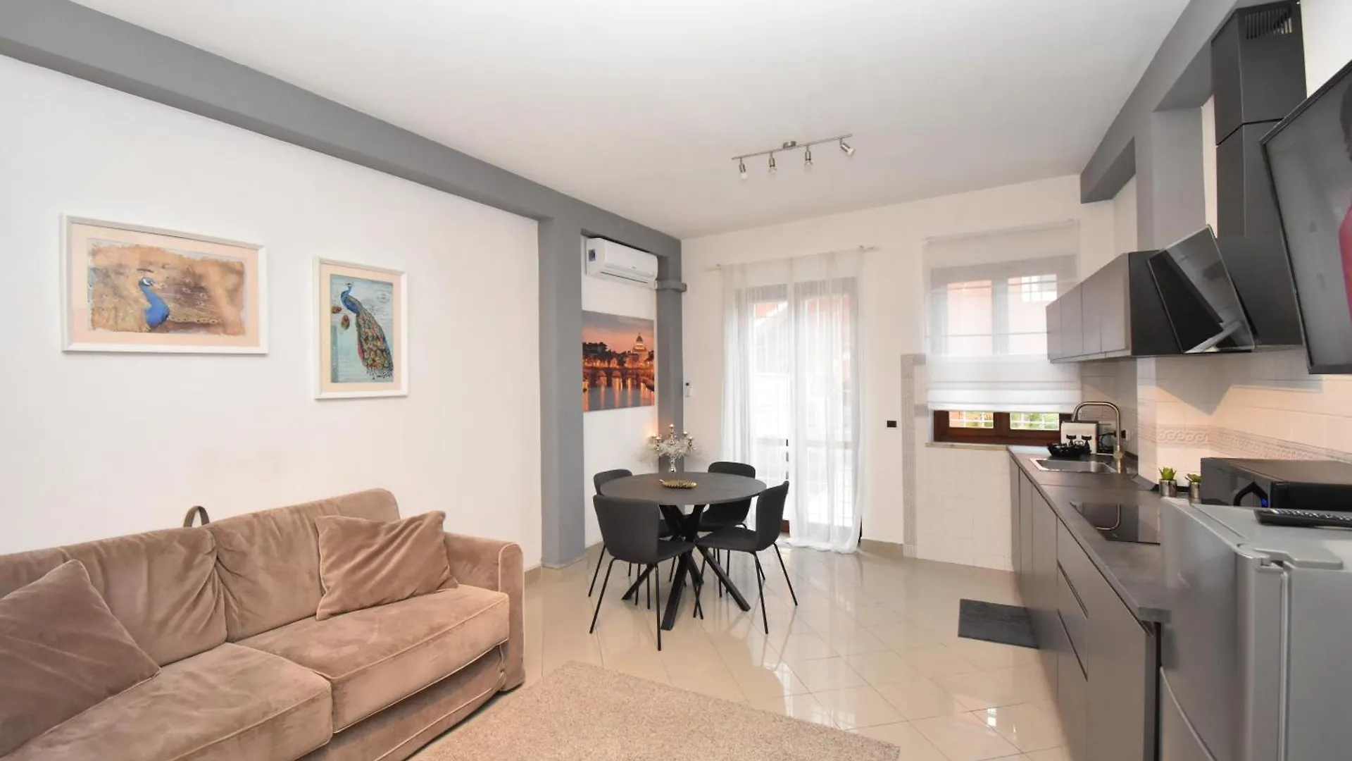 Diasof Apartments Rom