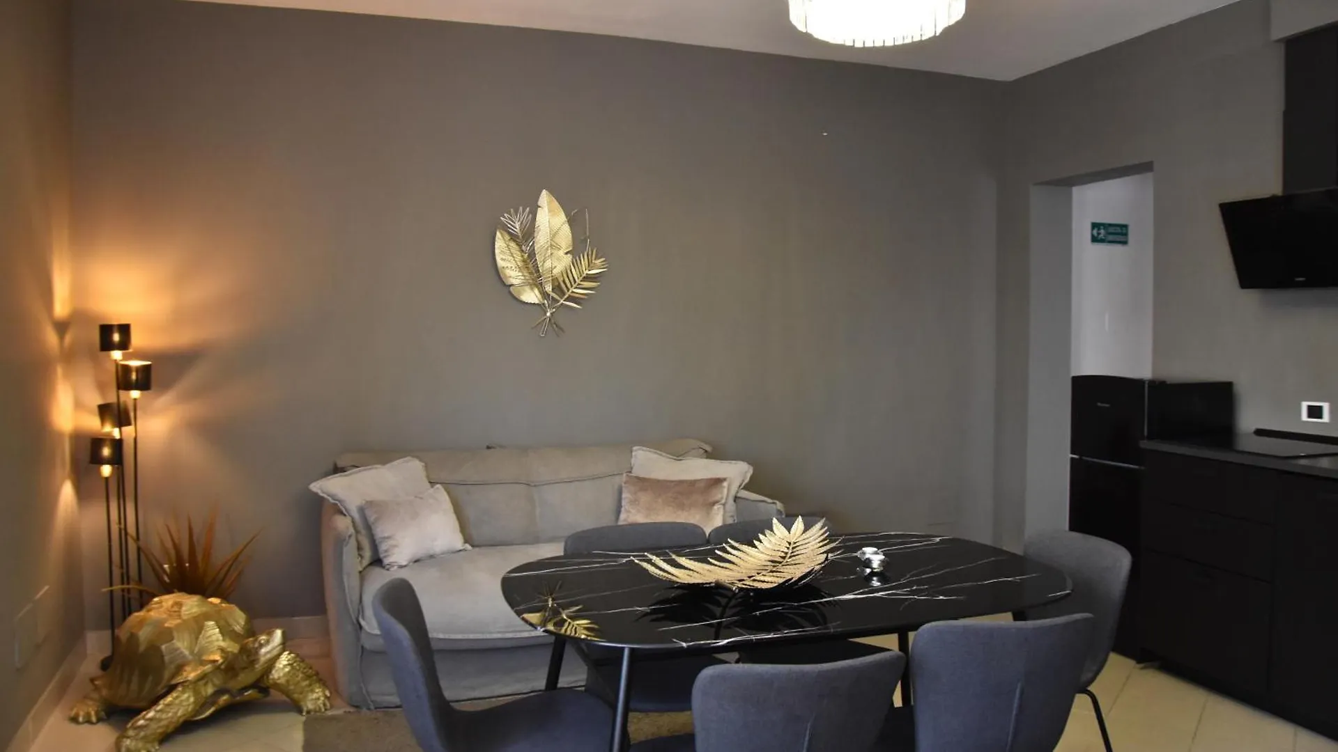 Diasof Apartments Rom